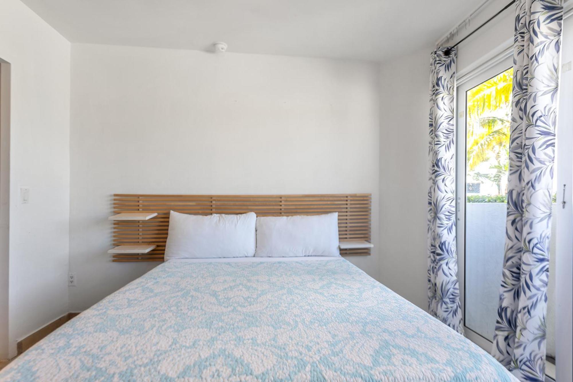 Maho Beach House - Petite Studio - Beach Access מראה חיצוני תמונה